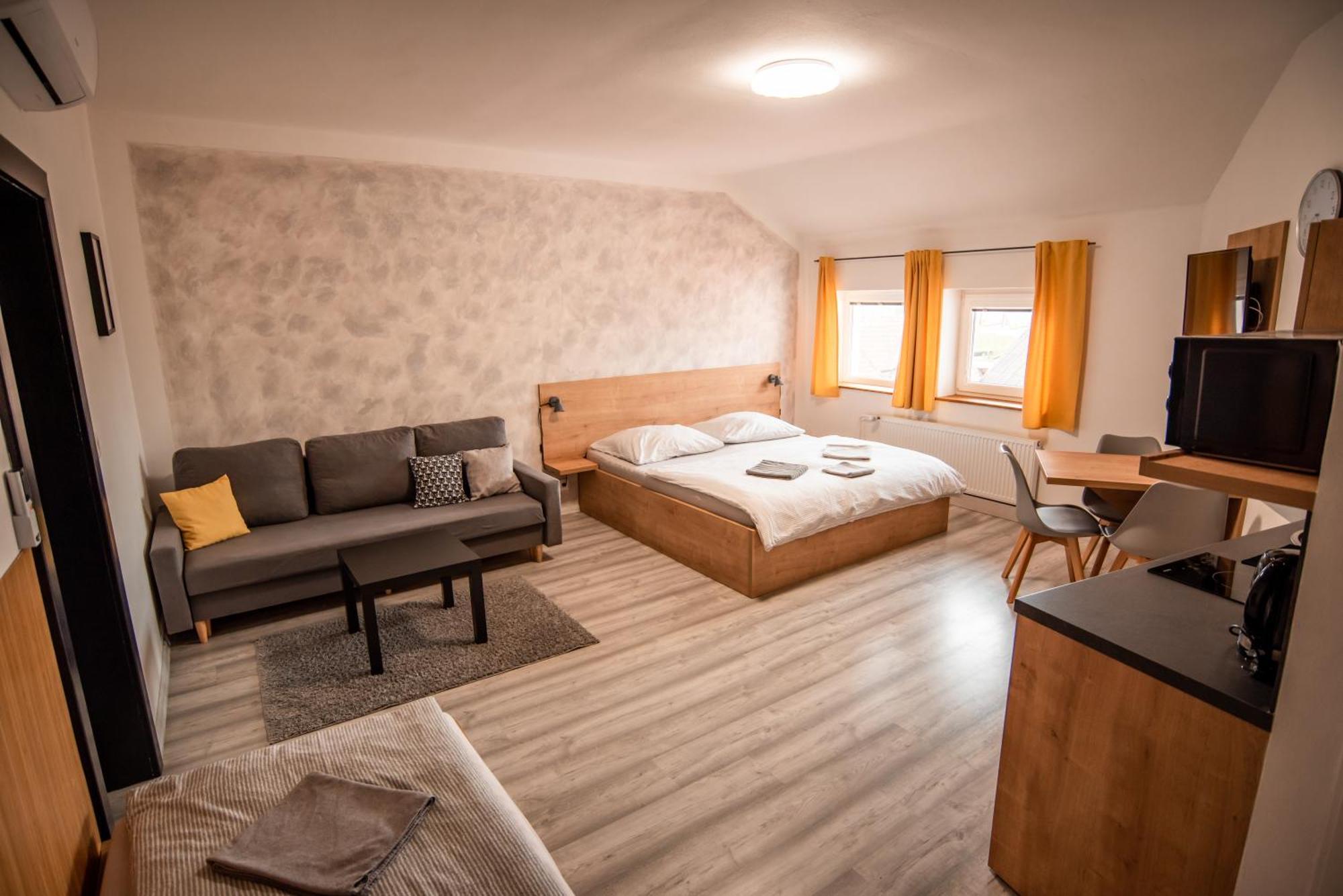 Apart Mikes Telč المظهر الخارجي الصورة